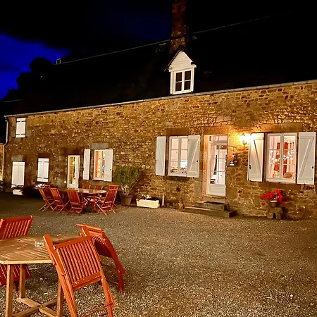 Du Rochelu 4 Etoiles 5000 M2 Of Garden, Near To Mont Saint Michel & Granville Island * Bourguenolles