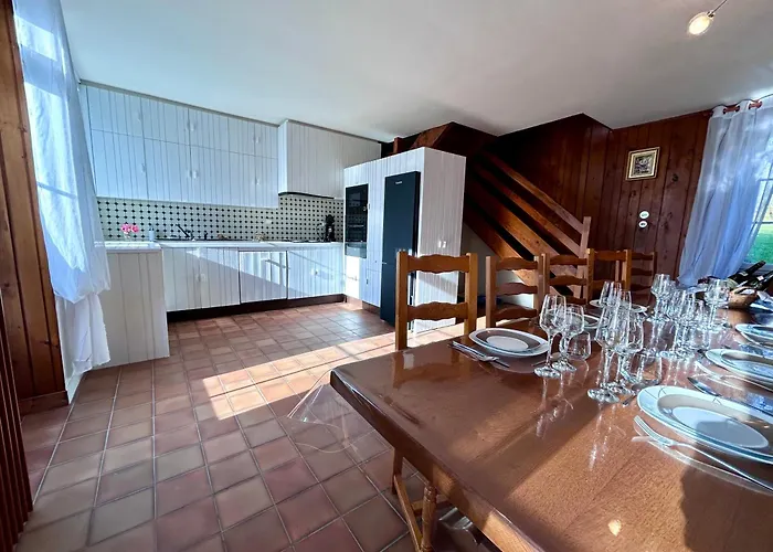 Du Rochelu 4 étoiles 5000 M2 Of Garden, Near To Mont Saint Michel&granville Island Casa vacanze *