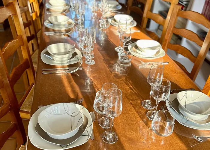 Hébergement de vacances Du Rochelu 4 étoiles 5000 M2 Of Garden, Near To Mont Saint Michel&granville Island