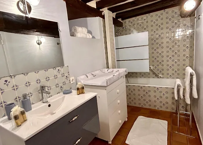 Du Rochelu 4 étoiles 5000 M2 Of Garden, Near To Mont Saint Michel&granville Island Bourguenolles