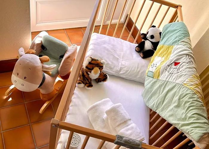 Du Rochelu 4 étoiles 5000 M2 Of Garden, Near To Mont Saint Michel&granville Island Casa vacanze Bourguenolles